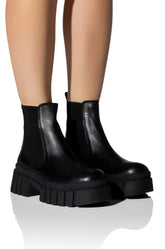 UPROAR CHELSEA BOOTIE IN BLACK
