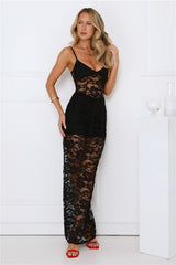 City Goddess Lace Maxi Dress Black